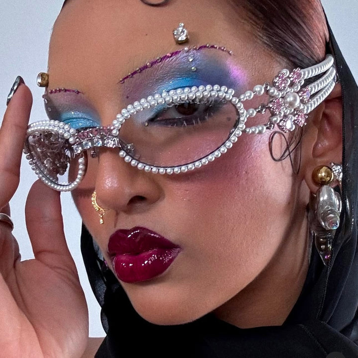 8 Diamond Dangling Nose Ring With Diamond End