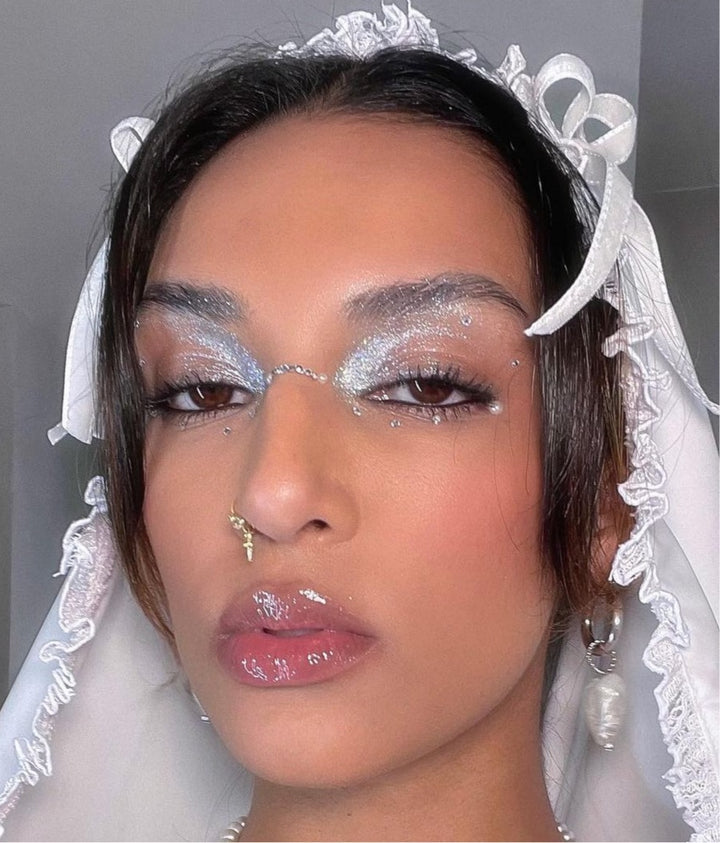 3 Diamond Flower with Cone End Hoop Nose Ring