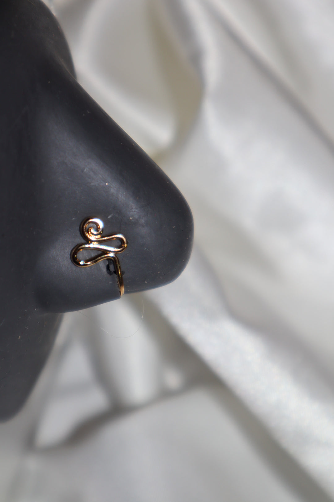 Squiggle Nose Cuff