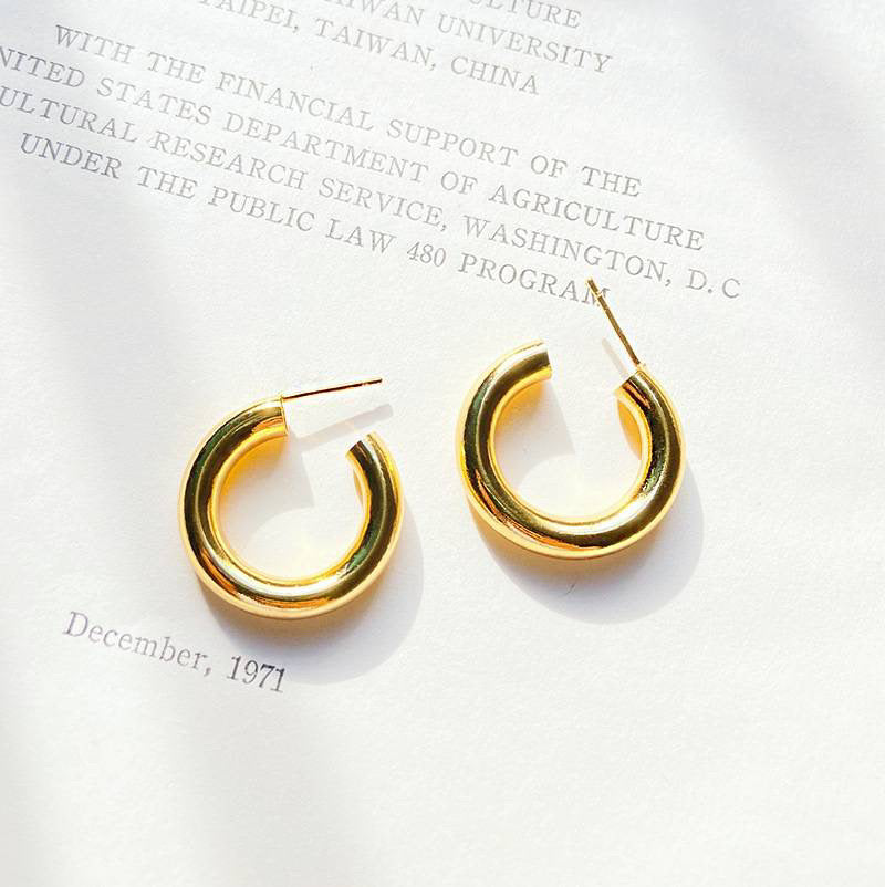 Classic Gold Hoop Earring