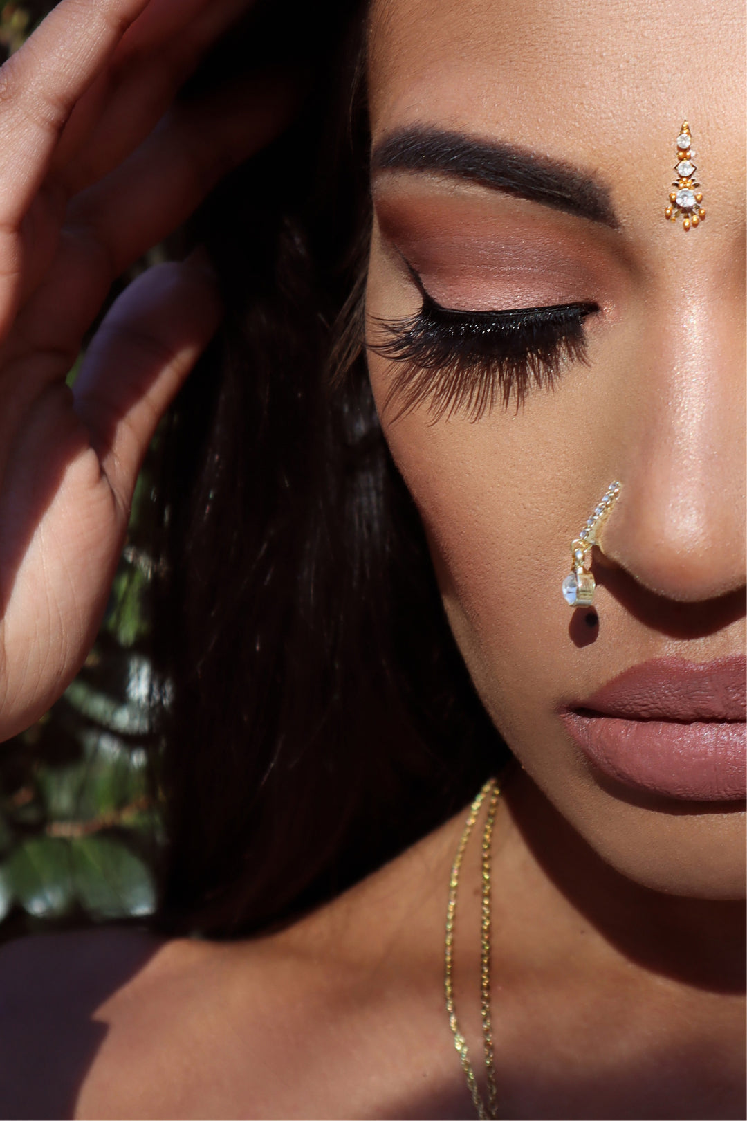 5 Diamond Gold Clip-on Nose Ring with Dangling Diamond End